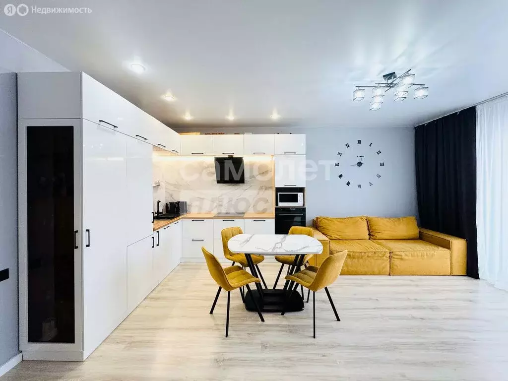 2-комнатная квартира: посёлок Западный, микрорайон Привилегия, Уютная ... - Фото 1