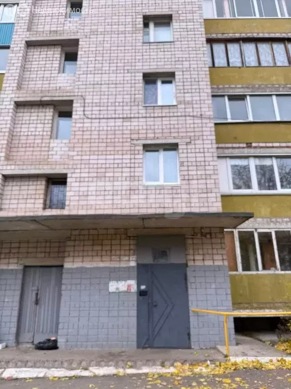 2-комнатная квартира: Сарапул, улица Седельникова, 111 (49.6 м) - Фото 0