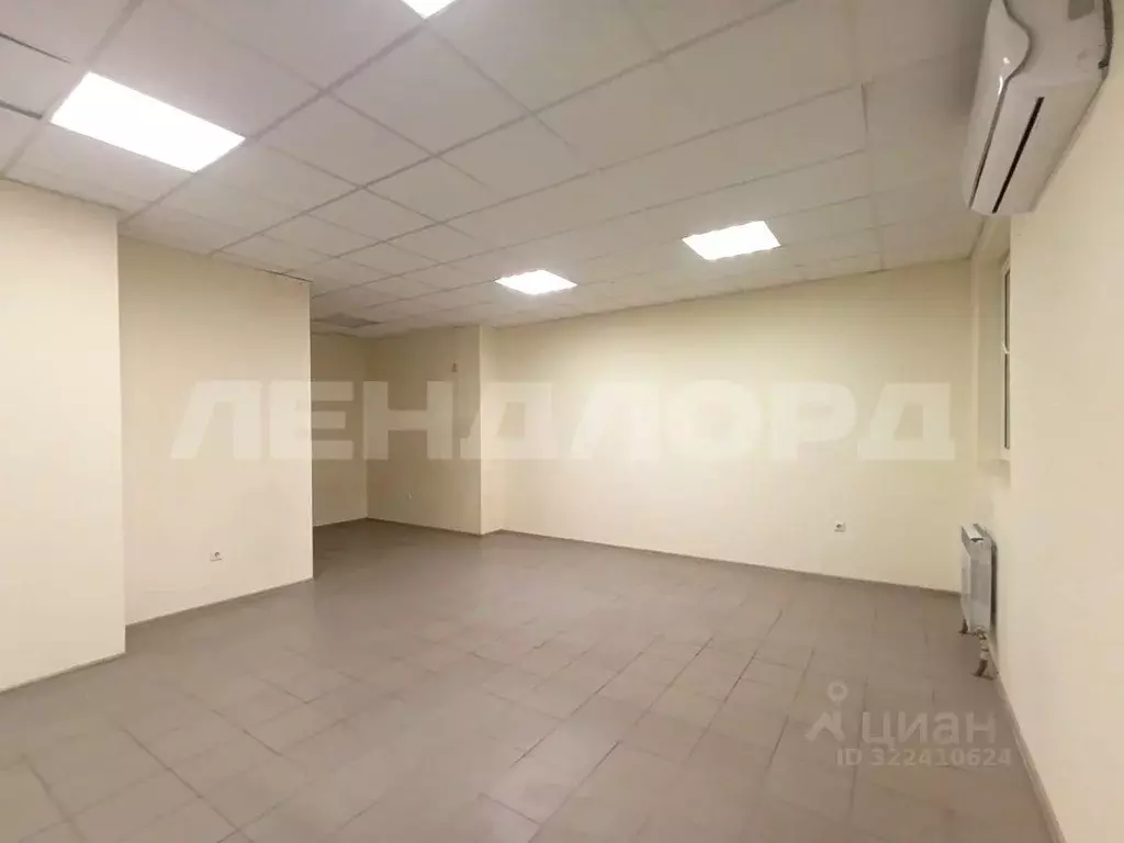 Торговая площадь в Ростовская область, Ростов-на-Дону ул. Рыльского, 1 ... - Фото 2