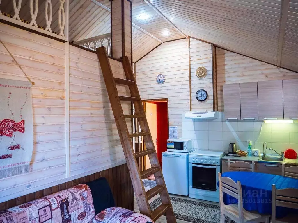 Дом в Карелия, Калевала пгт, Кормушниеми кв-л  (30 м) - Фото 2