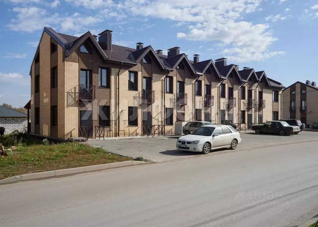 Таунхаус в Новосибирская область, Новосибирский район, Каменский ... - Фото 1