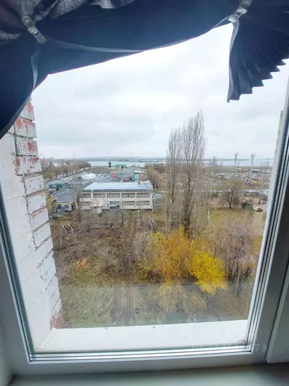 Комната Саратовская область, Балаково просп. Героев, 1 (13.0 м) - Фото 1