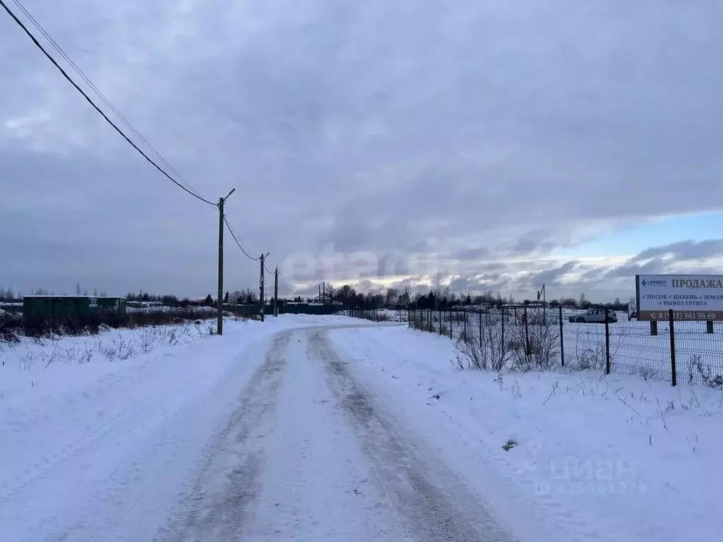 Участок в Ленинградская область, Гатчинский муниципальный округ, д. ... - Фото 1