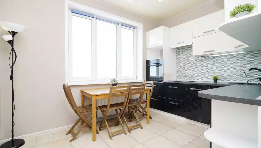 2-к кв. Татарстан, Казань Роторная ул., 27В (62.5 м) - Фото 2