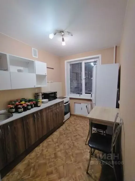2-к кв. Кемеровская область, Кемерово ул. 1-я Линия, 10 (42.7 м) - Фото 1