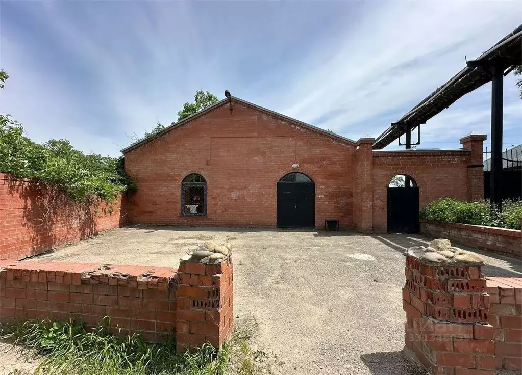Помещение свободного назначения в Краснодарский край, Новокубанск ул. ... - Фото 1