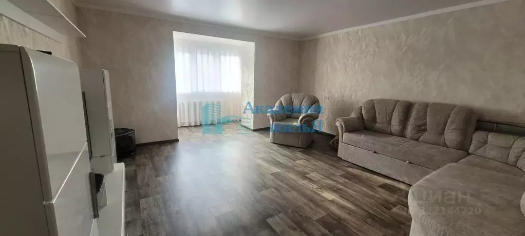 3-к кв. Саратовская область, Пугачев Октябрьская ул., 107 (81.0 м) - Фото 1