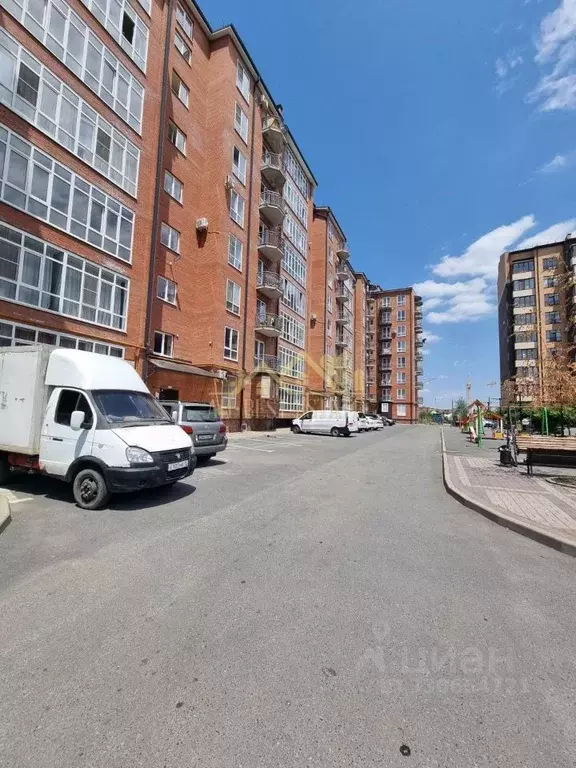 2-к кв. Северная Осетия, Владикавказ ул. Астана Кесаева, 44Д (86.0 м) - Фото 1