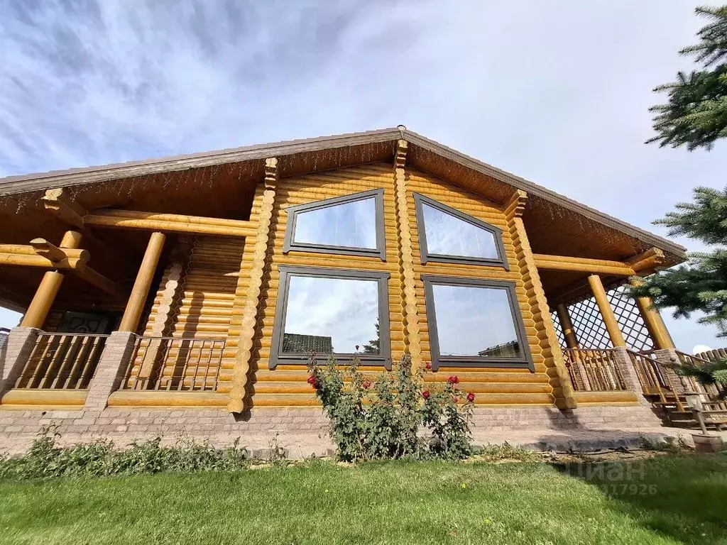 Дом в Оренбургская область, Оренбургский район, с. Нежинка Янтарная ... - Фото 1