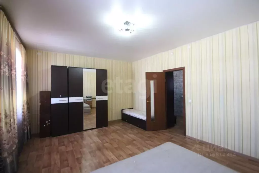1-к кв. Ямало-Ненецкий АО, Новый Уренгой Комсомольская ул., 8А (42.7 ... - Фото 1