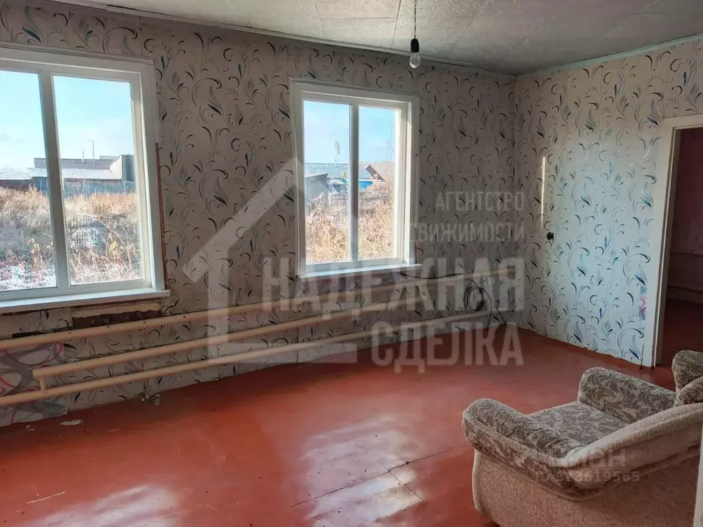 Дом в Алтайский край, Поспелихинский район, Борковский сельсовет, пос. ... - Фото 0