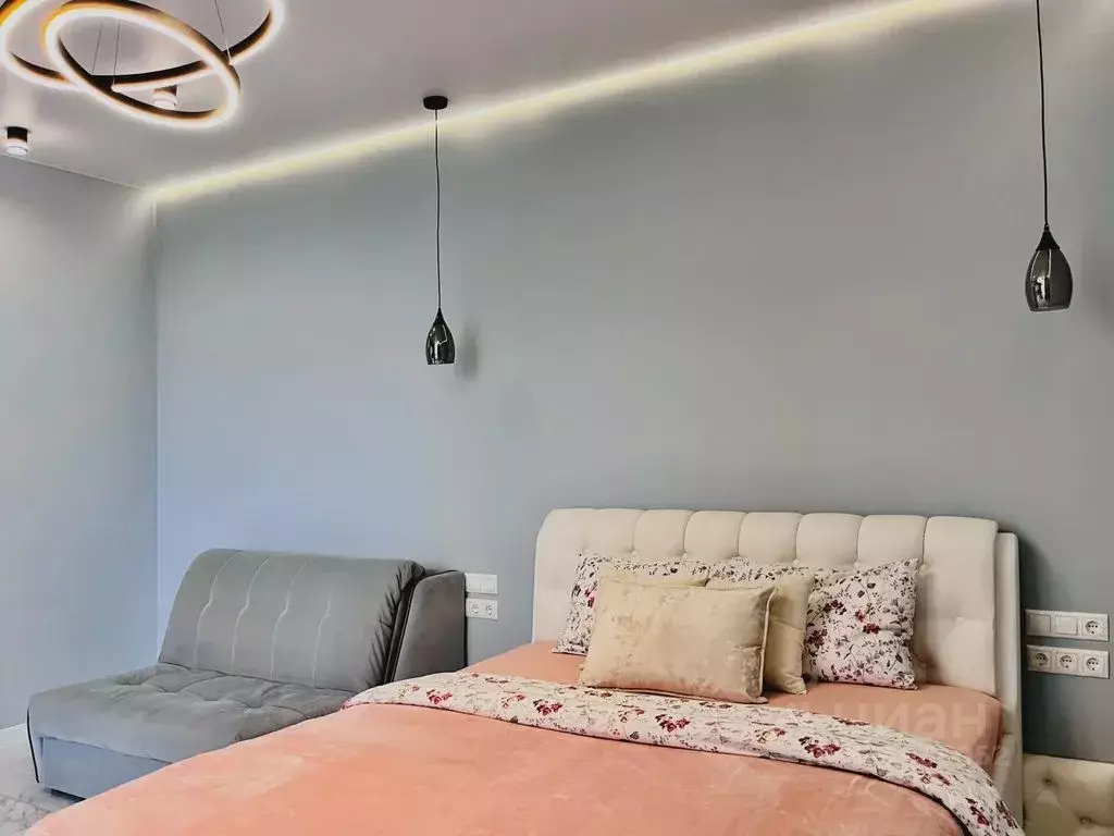 Студия Краснодарский край, Сочи Светлана мкр, ул. Депутатская, 10Б/1 ... - Фото 1