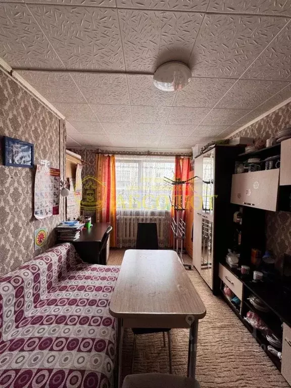 2-к кв. Свердловская область, Ревда ул. Советских Космонавтов, 1 (28.7 ... - Фото 1