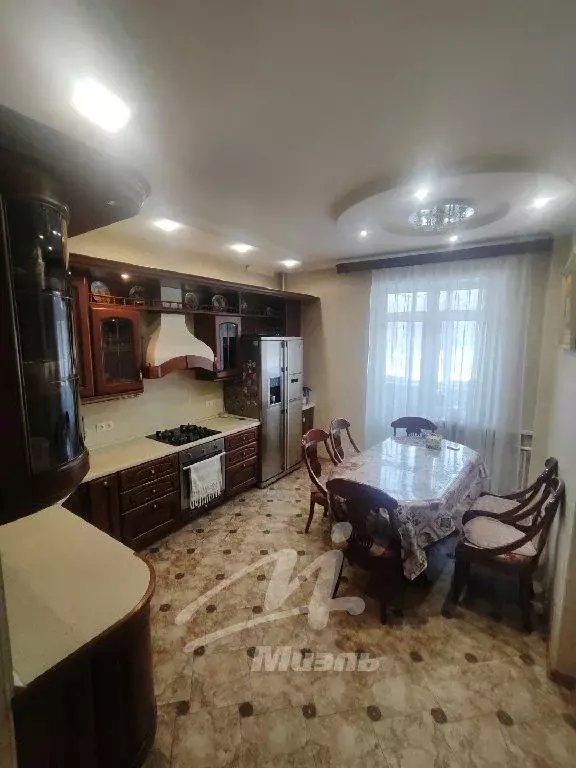 Продается 3-комнатная квартира - Фото 1