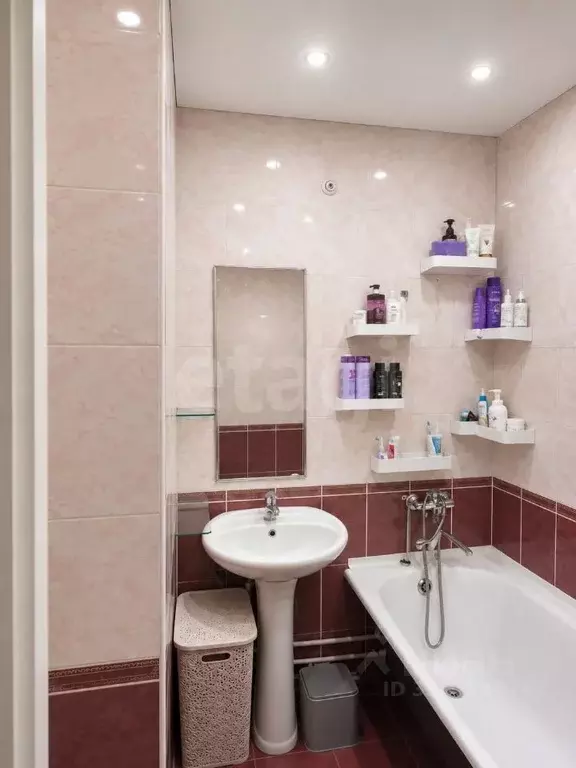 2-к кв. Иркутская область, Иркутск Байкальская ул., 202/12 (58.7 м) - Фото 1