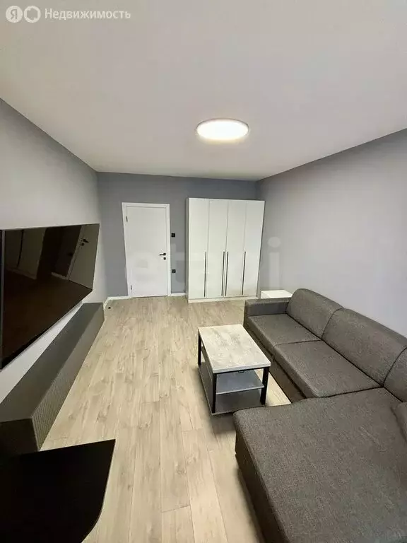 2-комнатная квартира: Якутск, улица Пирогова, 1/1 (56.1 м) - Фото 2