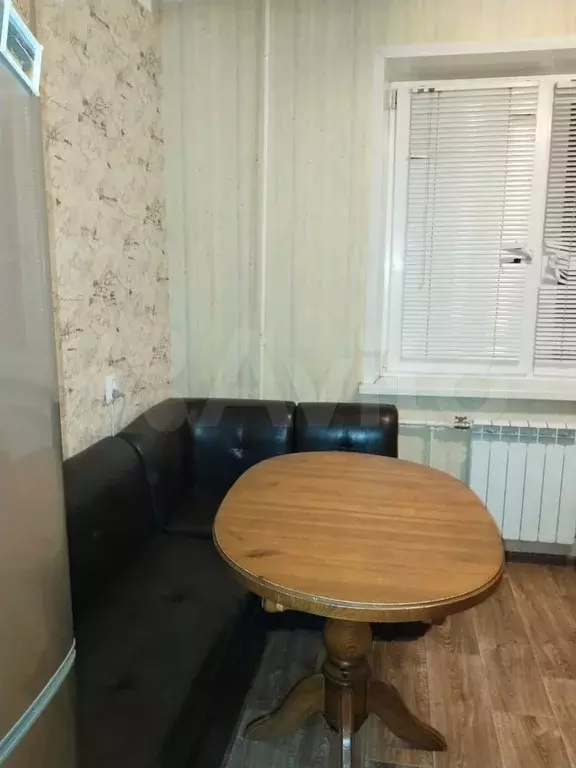 1-к. квартира, 37 м, 4/9 эт. - Фото 1