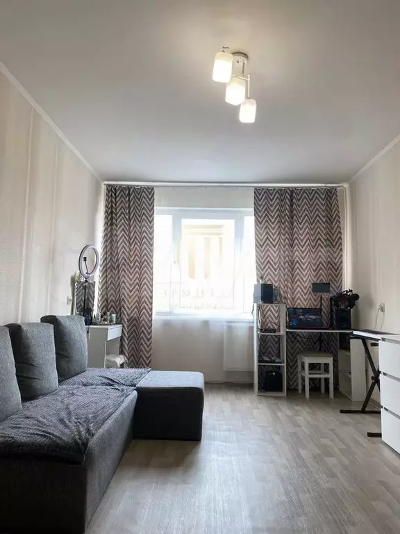 1-к. квартира, 30,6 м, 4/10 эт. - Фото 0