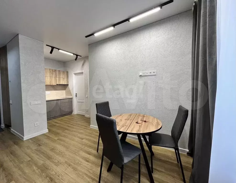 1-к. квартира, 35 м, 8/17 эт. - Фото 0