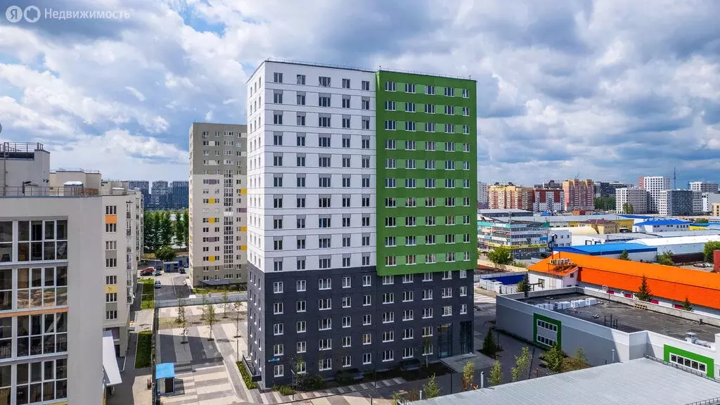 2-комнатная квартира: Тюмень, Ставропольская улица, 95 (81 м) - Фото 0