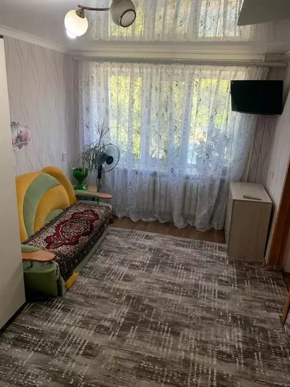 4-к кв. Самарская область, Жигулевск В-1 мкр, 7 (60.1 м) - Фото 0