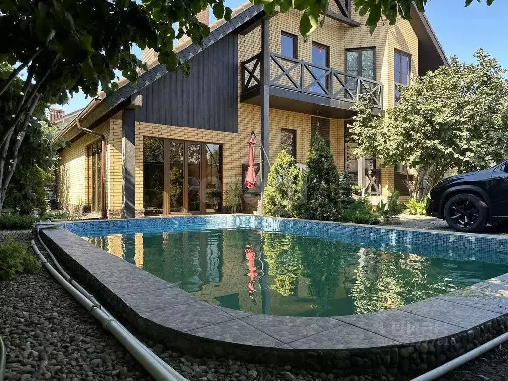 Дом в Ростовская область, Ростов-на-Дону Астрономическая ул. (232 м) - Фото 1