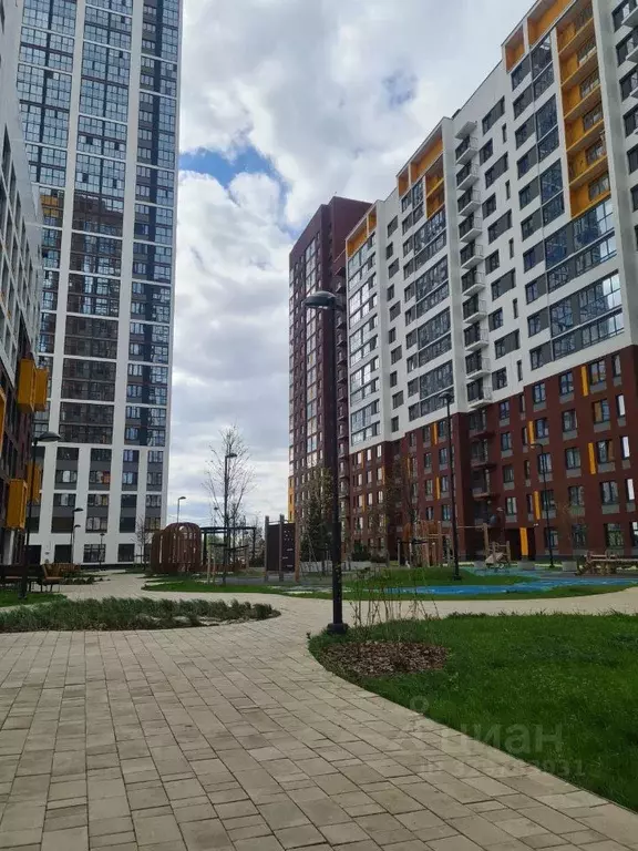 Студия Свердловская область, Екатеринбург ул. Крауля, 107/2 (19.0 м) - Фото 1