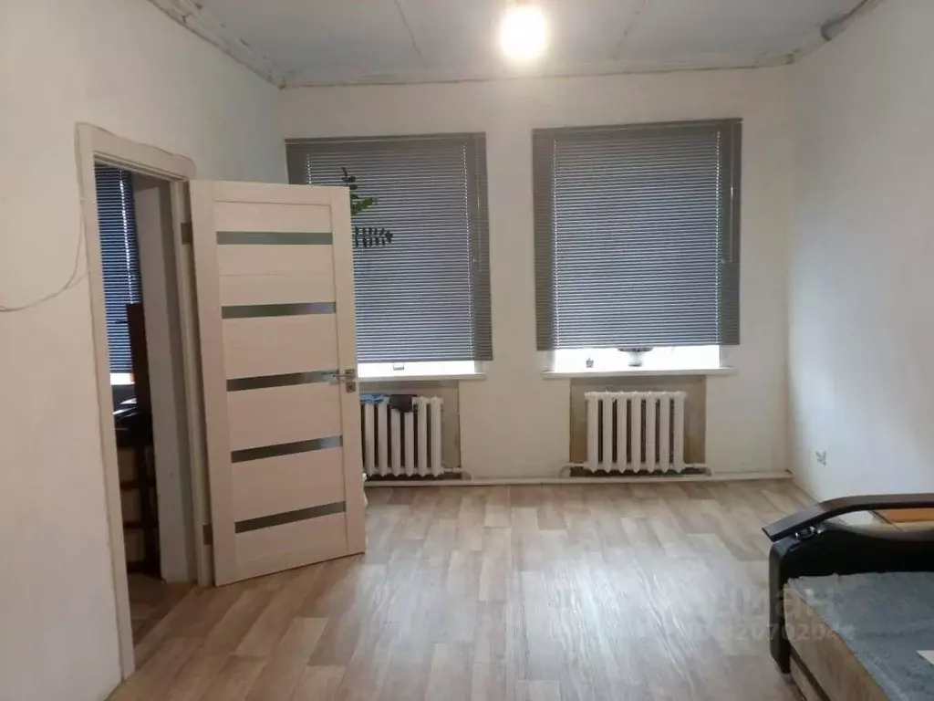 3-к кв. Самарская область, Ставропольский район, Мусорка с/пос, с. ... - Фото 1