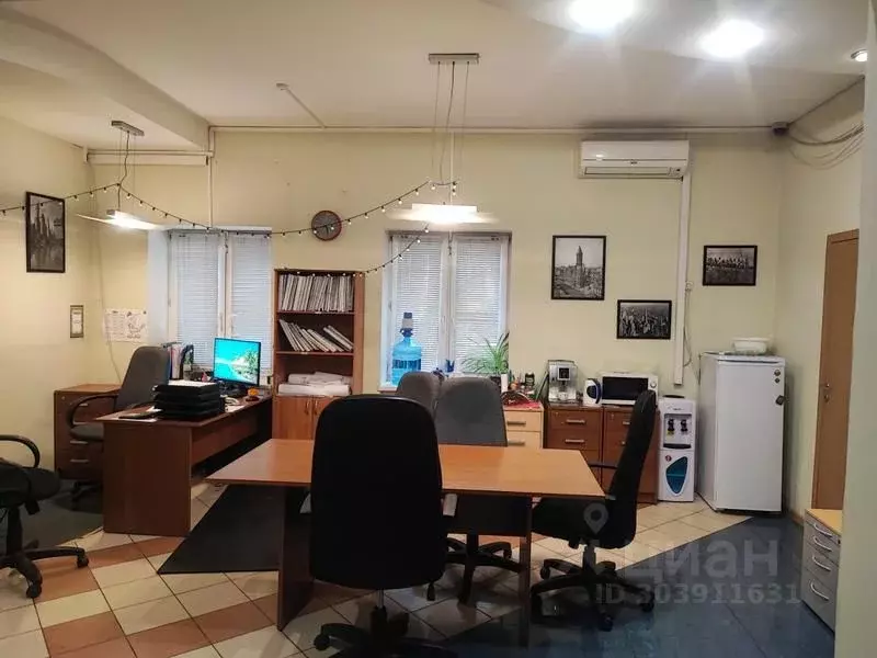 Офис в Москва ул. Земляной Вал, 34АС2 (161 м) - Фото 0