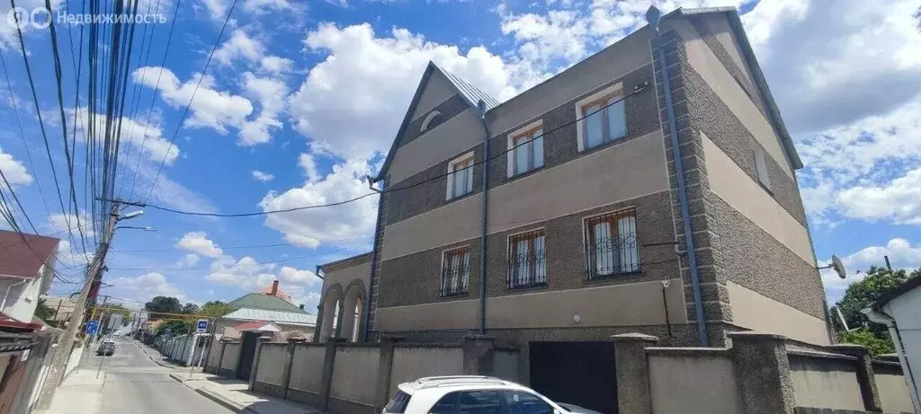 Дом в Симферополь, Баррикадная улица, 47 (650 м) - Фото 2