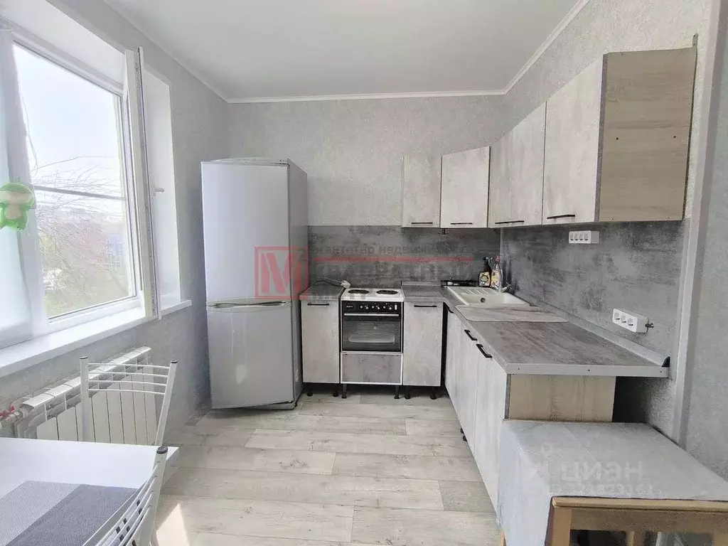 1-к кв. Белгородская область, Старый Оскол Лесной мкр, 6 (37.0 м) - Фото 0