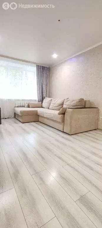 1-комнатная квартира: Октябрьский, 35-й микрорайон, 5 (30 м) - Фото 1