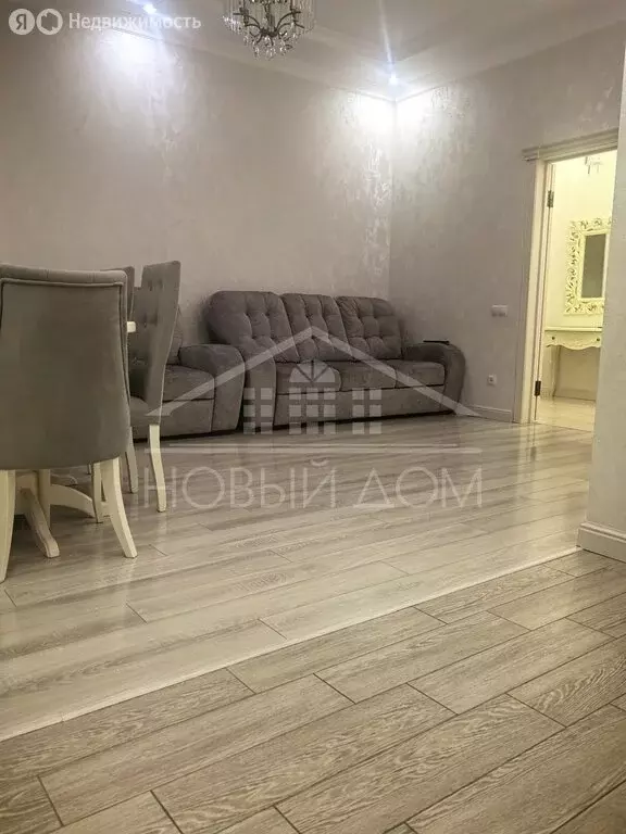 3-комнатная квартира: Нальчик, улица Пушкина, 77 (116 м) - Фото 0
