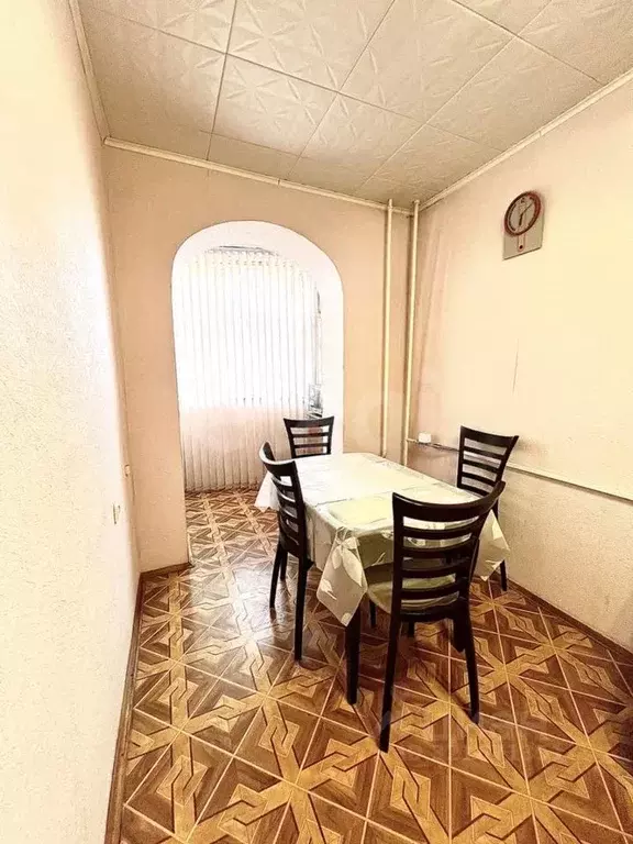 4-к кв. Саратовская область, Саратов ул. Имени В.С. Зарубина, 125/135 ... - Фото 0