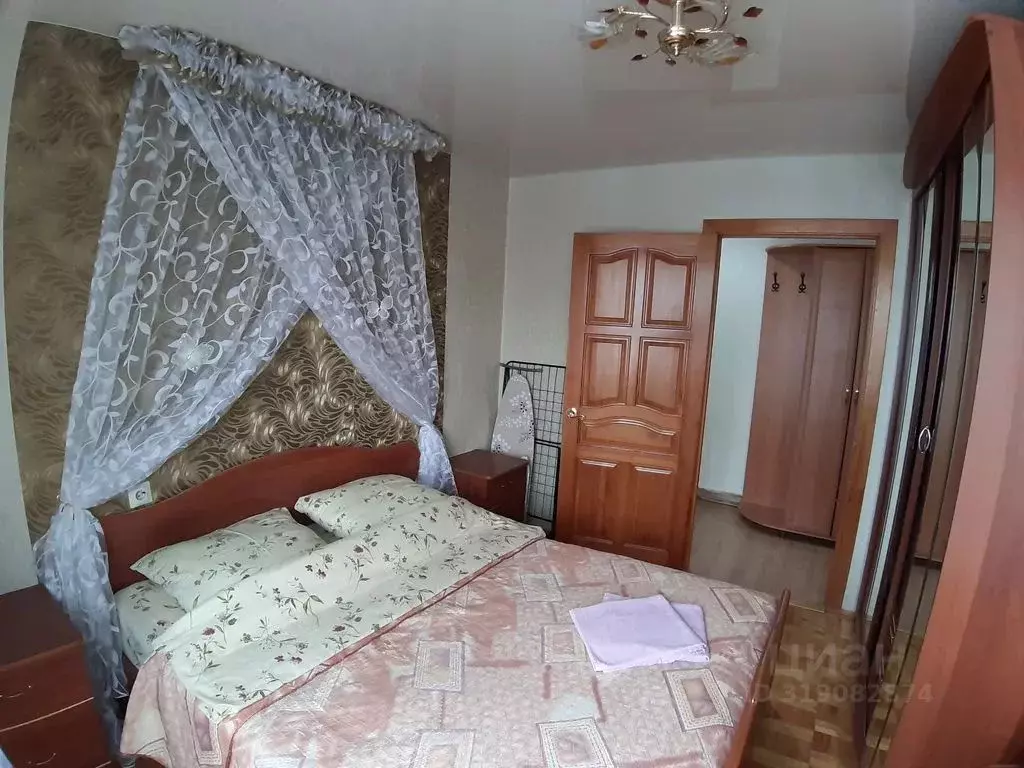 2-к кв. Удмуртия, Ижевск Молодежная ул., 74 (43.0 м) - Фото 0