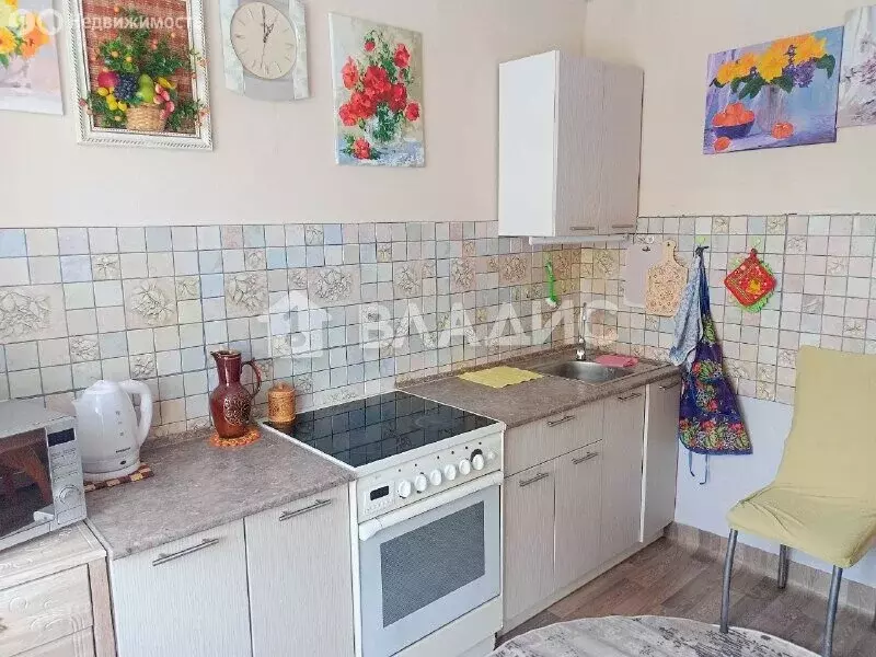 4-комнатная квартира: Тобольск, 10-й микрорайон, 71 (77.8 м) - Фото 1