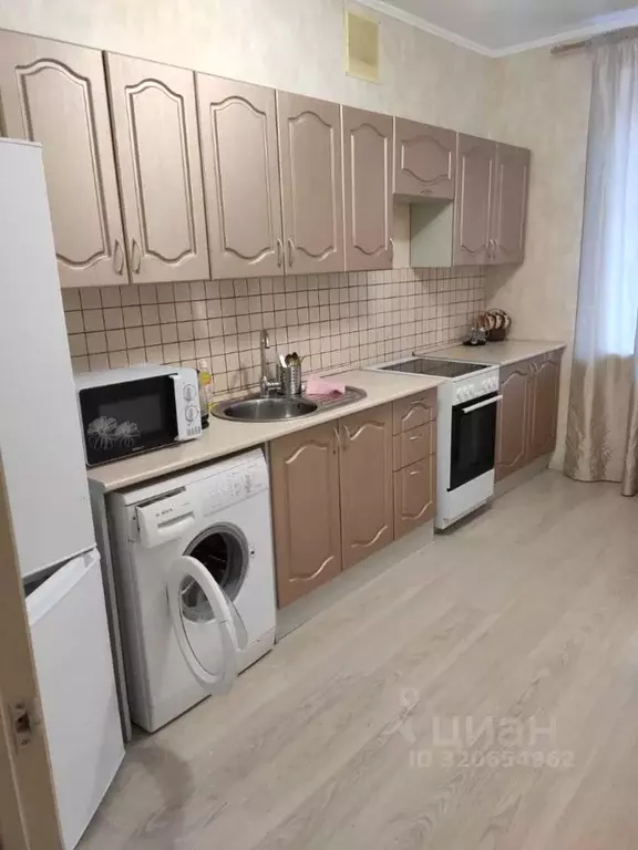 1-к кв. Татарстан, Казань ул. Баки Урманче, 7 (39.0 м) - Фото 0