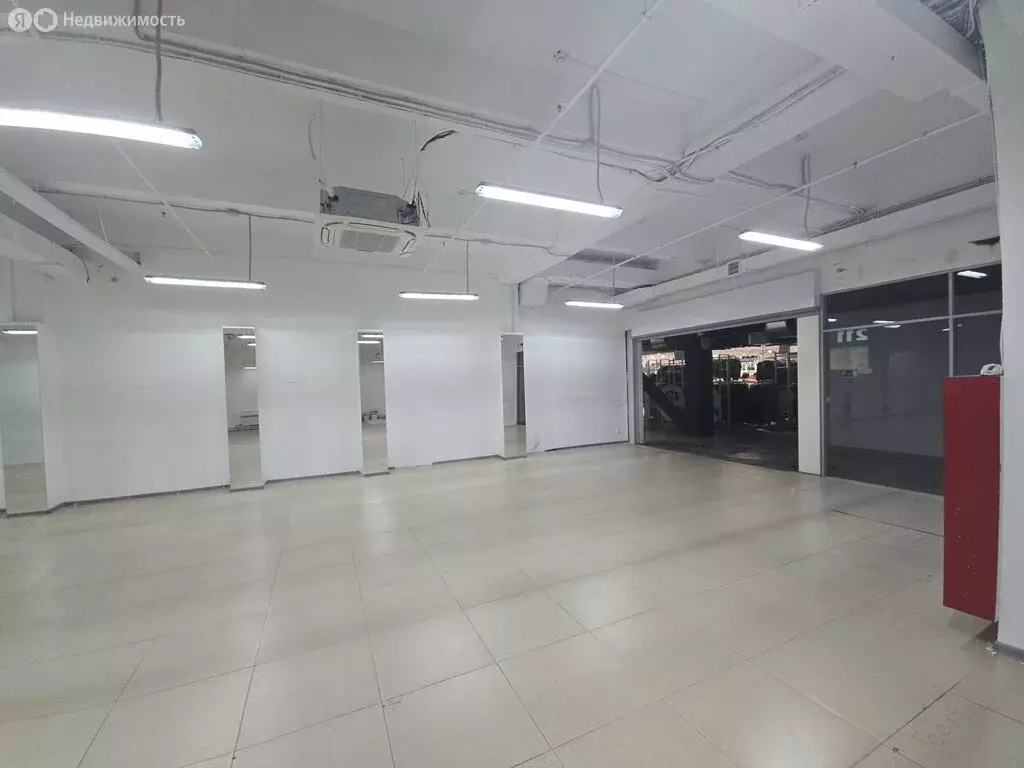 Торговая площадь (150 м) - Фото 1