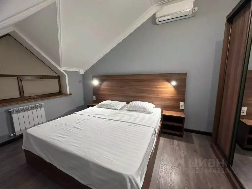 1-к кв. Дагестан, Каспийск ул. Амет-хан Султана, 6 (30.0 м) - Фото 1