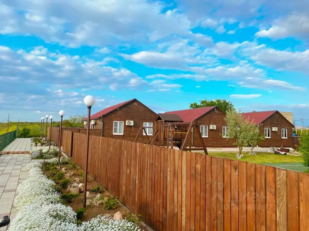 Дом в Краснодарский край, Темрюкский район, Запорожское с/пос, пос. ... - Фото 1