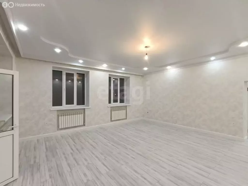 3-комнатная квартира: Магас, улица Саида Чахкиева, 40/5 (110.8 м) - Фото 2