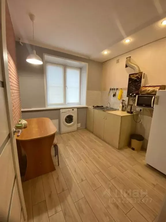 1-к кв. Белгородская область, Старый Оскол пер. Урицкого, 4 (39.0 м) - Фото 2