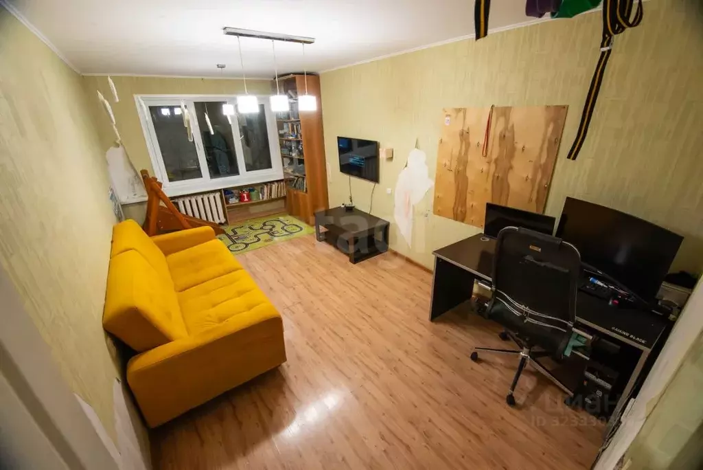 2-к кв. Удмуртия, Ижевск ул. 30 лет Победы, 31 (47.6 м) - Фото 0