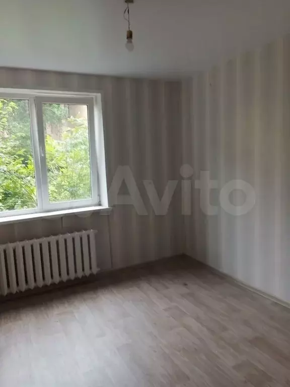 Комната 23,4 м в 3-к., 1/3 эт. - Фото 1
