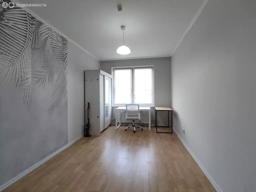 3-комнатная квартира: Екатеринбург, улица Павла Шаманова, 58 (73.3 м) - Фото 1