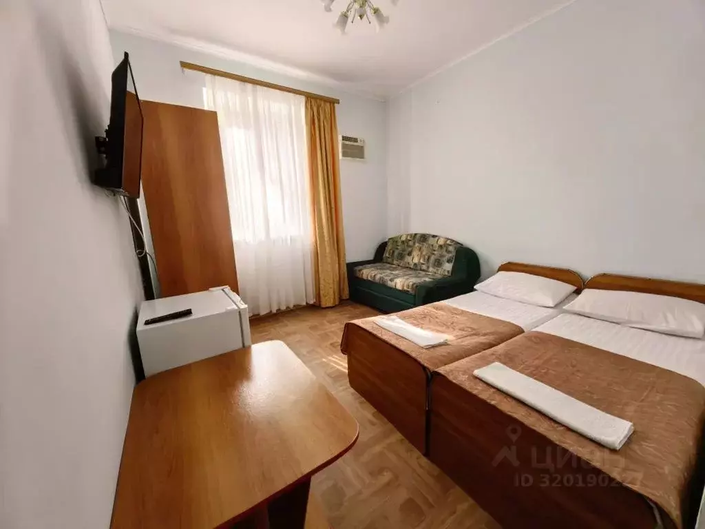 Комната Краснодарский край, Сочи Сочинское ш., 6/7 - Фото 1