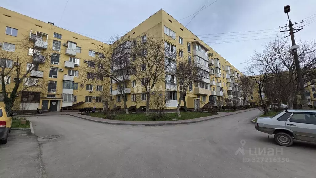 3-к кв. Крым, Симферополь городской округ, Комсомольское пгт ул. ... - Фото 2