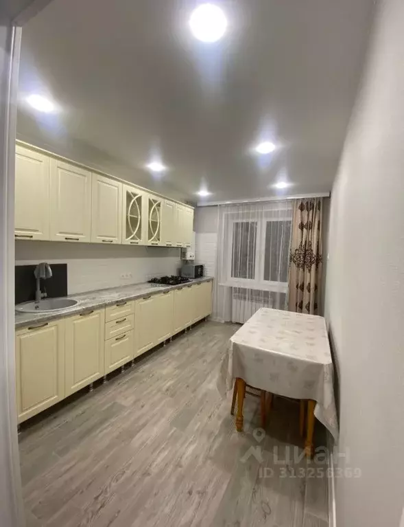 3-к кв. Северная Осетия, Владикавказ ул. Братьев Щукиных, 63к1 (58.0 ... - Фото 1