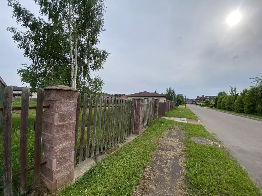 Участок в Московская область, Наро-Фоминский городской округ, д. ... - Фото 1