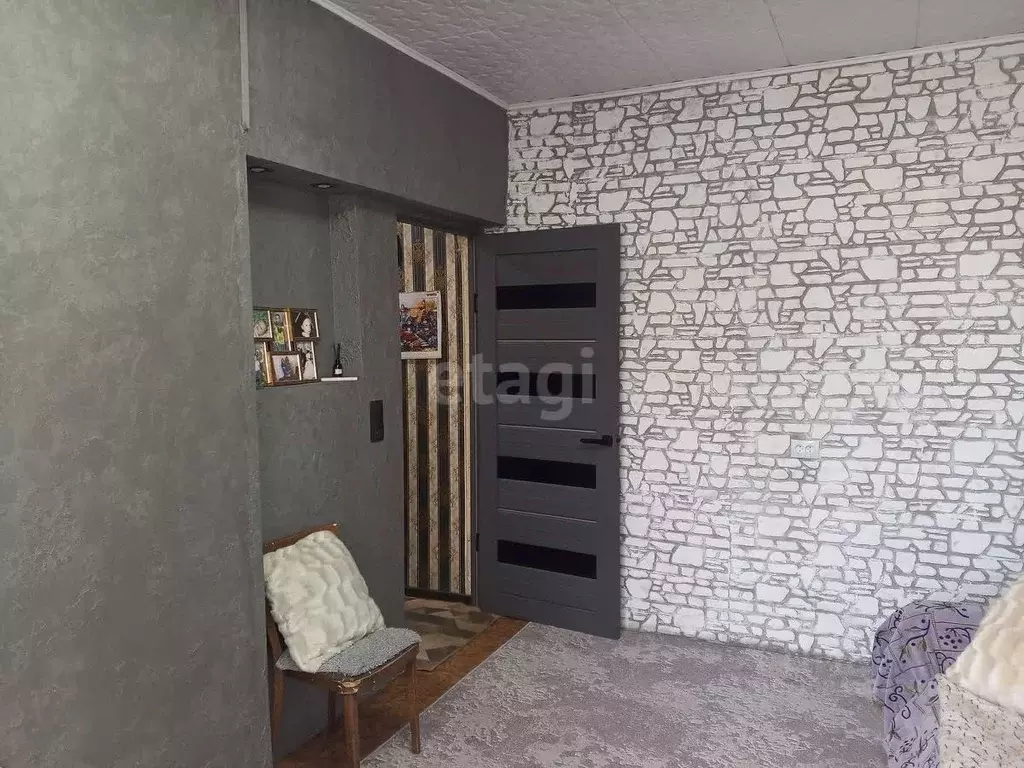 3-к кв. Псковская область, Остров Загородная ул., 4 (54.0 м) - Фото 1